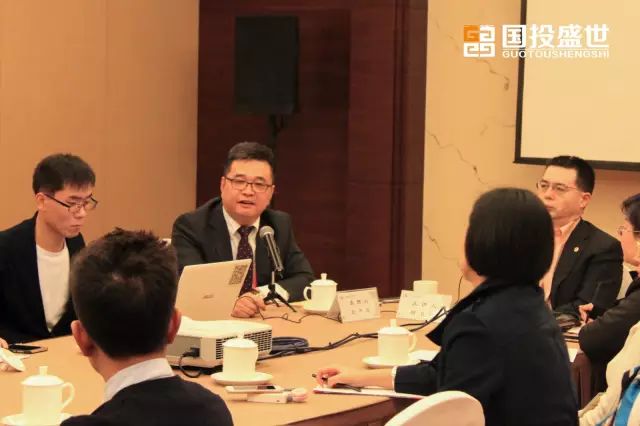 我公司刘严蓬董事长应约主持“2016首都企业家论坛——投资北京分论坛”-国投盛世