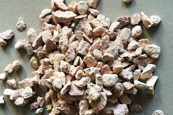 天然沸石是如何形成的？