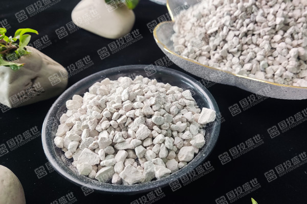 沸石可用于池水清洁和处理的过滤介质