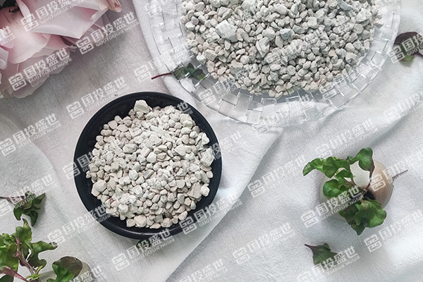 沸石颗粒：环境修复的生态守护者