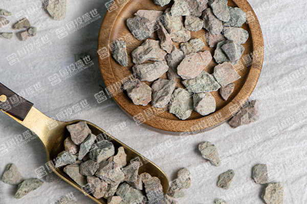 沸石颗粒在人工湿地中怎么使用？